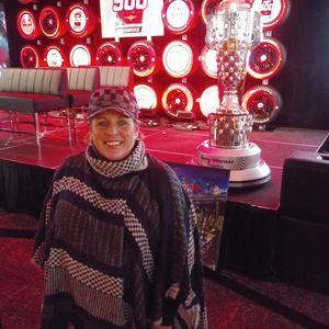 Meet your Posher, Toni